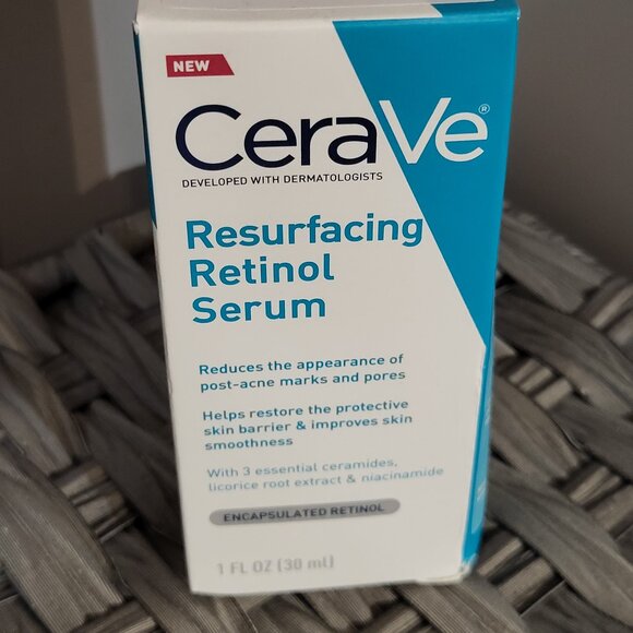 NEW CERAVE RESURFACING RETINOL SERUM - Picture 1 of 4